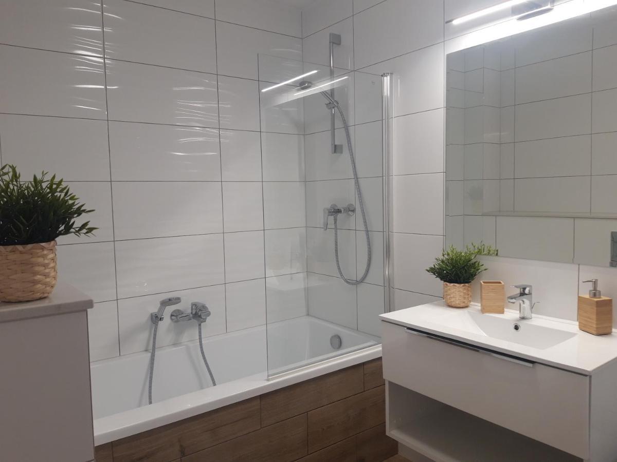 Domek W Parku Apartamento Hel Exterior foto