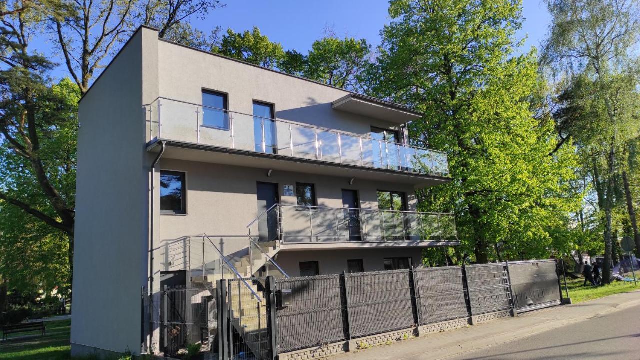 Domek W Parku Apartamento Hel Exterior foto